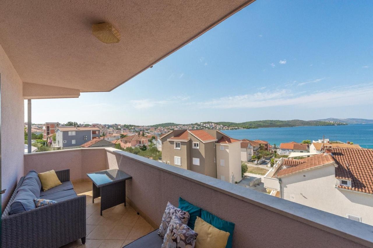 Apartments Ivana-Mira Okrug Gornji Exterior foto